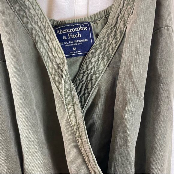Abercrombie & Fitch Womens Medium Jumpsuit Wrap Front Utility Green Safari - Picture 4 of 8